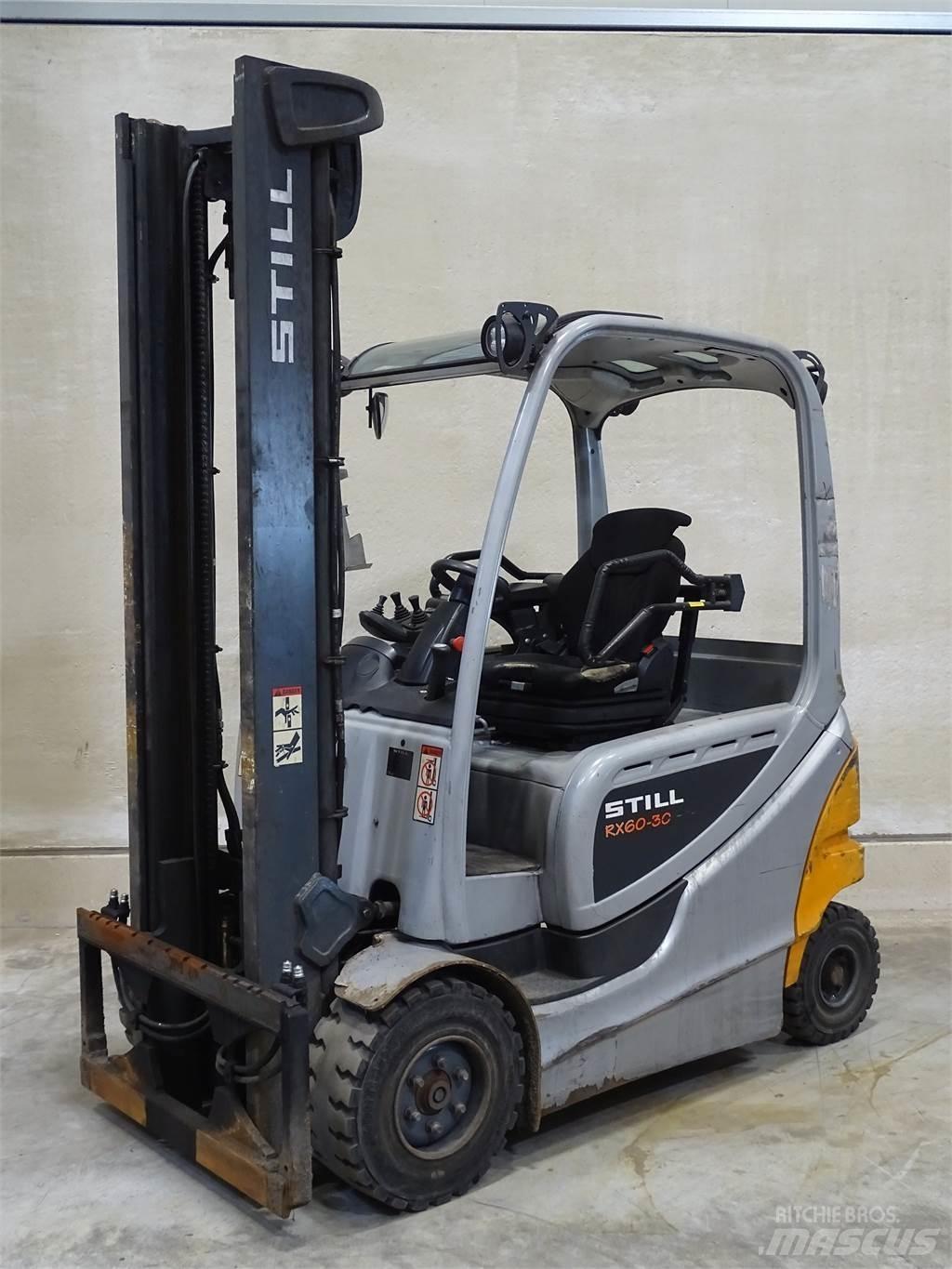 Still RX60-30 شاحنات ذات رافعات شوكية تعمل بالكهرباء