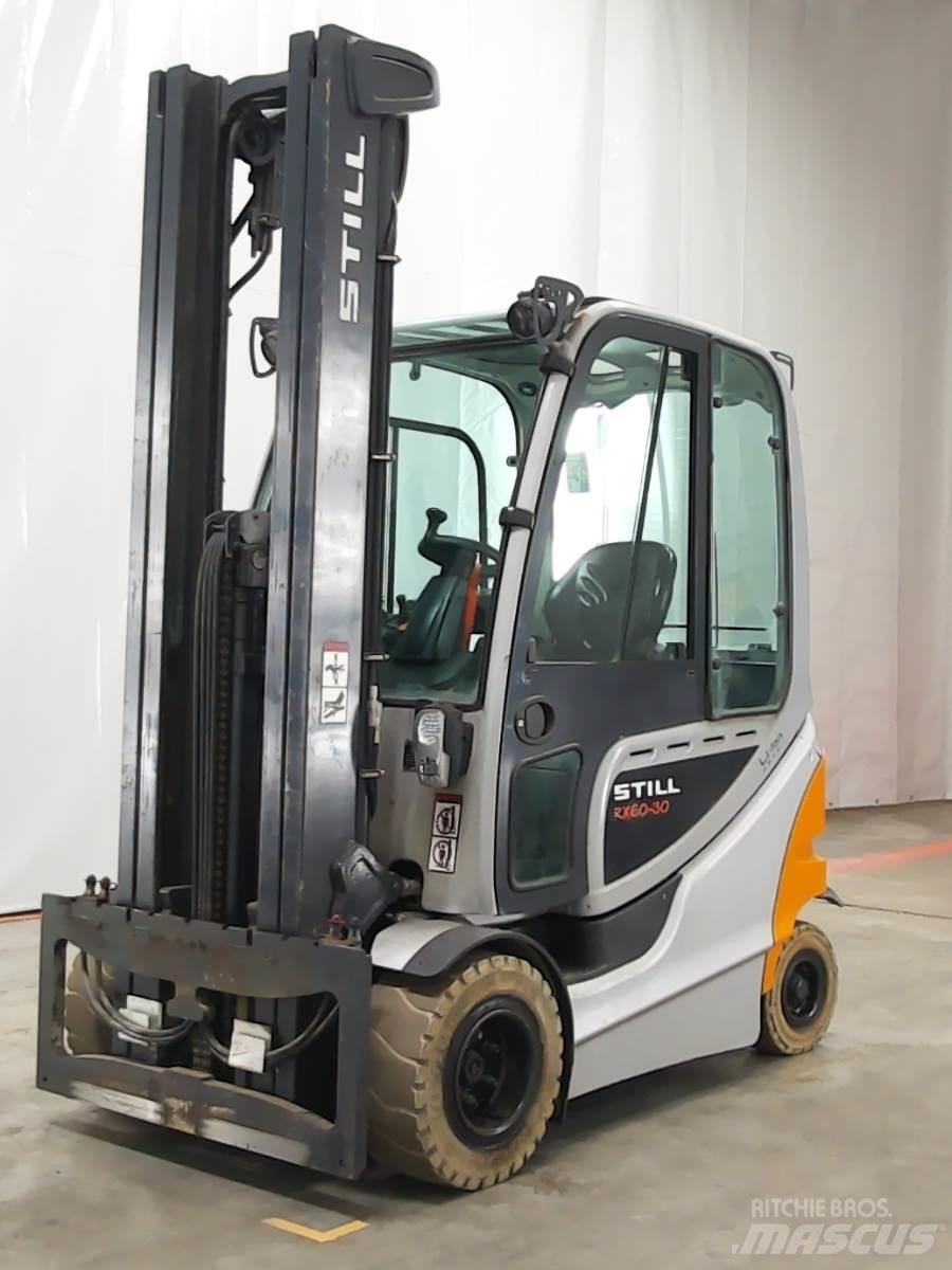 Still RX60-30 شاحنات ذات رافعات شوكية تعمل بالكهرباء