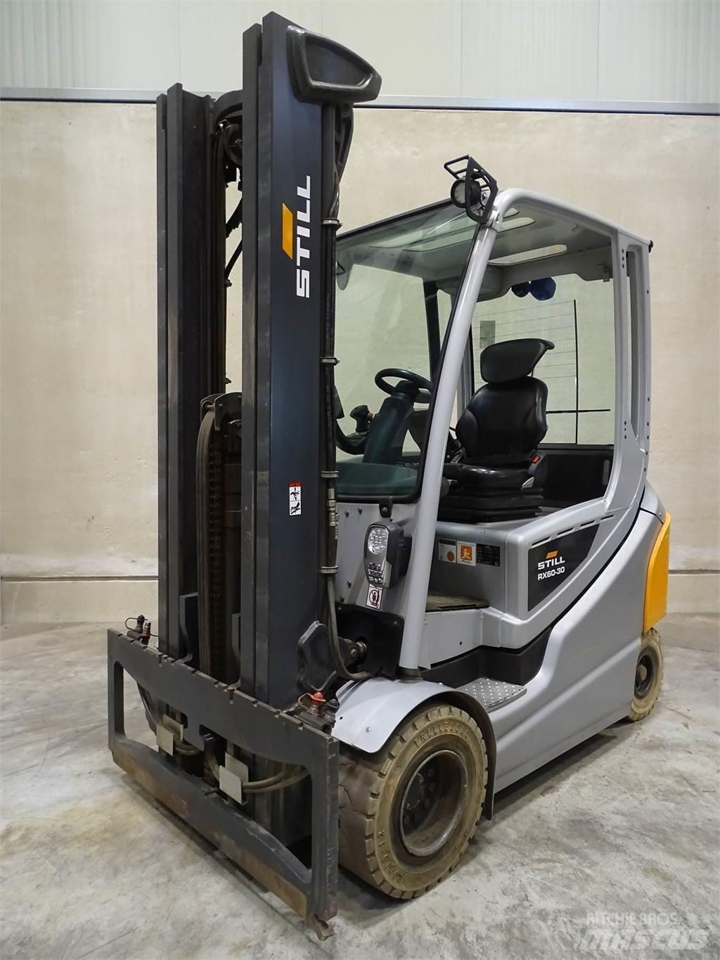 Still RX60-30 شاحنات ذات رافعات شوكية تعمل بالكهرباء