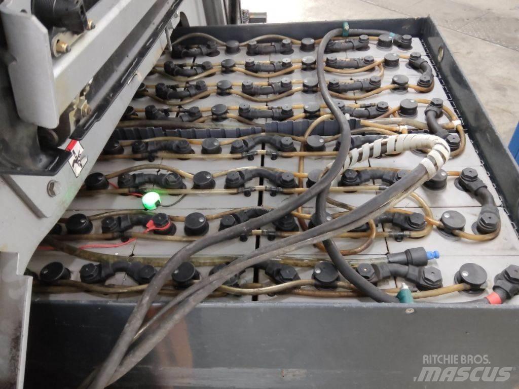Still RX60-30L شاحنات ذات رافعات شوكية تعمل بالكهرباء