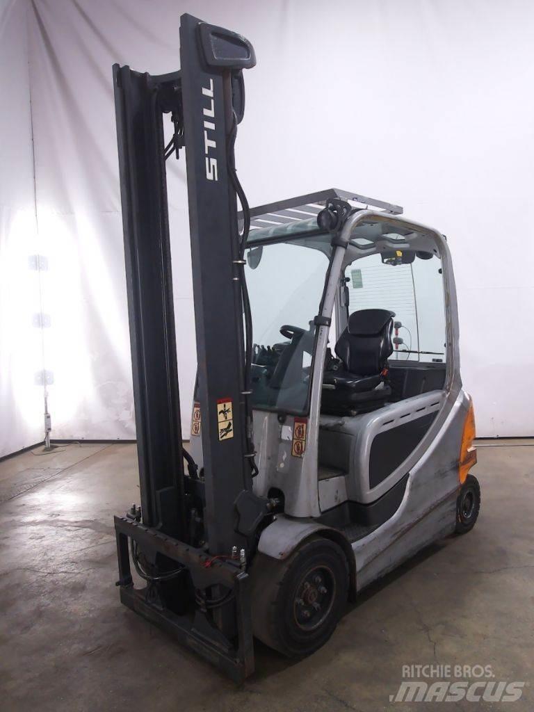 Still RX60-30L شاحنات ذات رافعات شوكية تعمل بالكهرباء