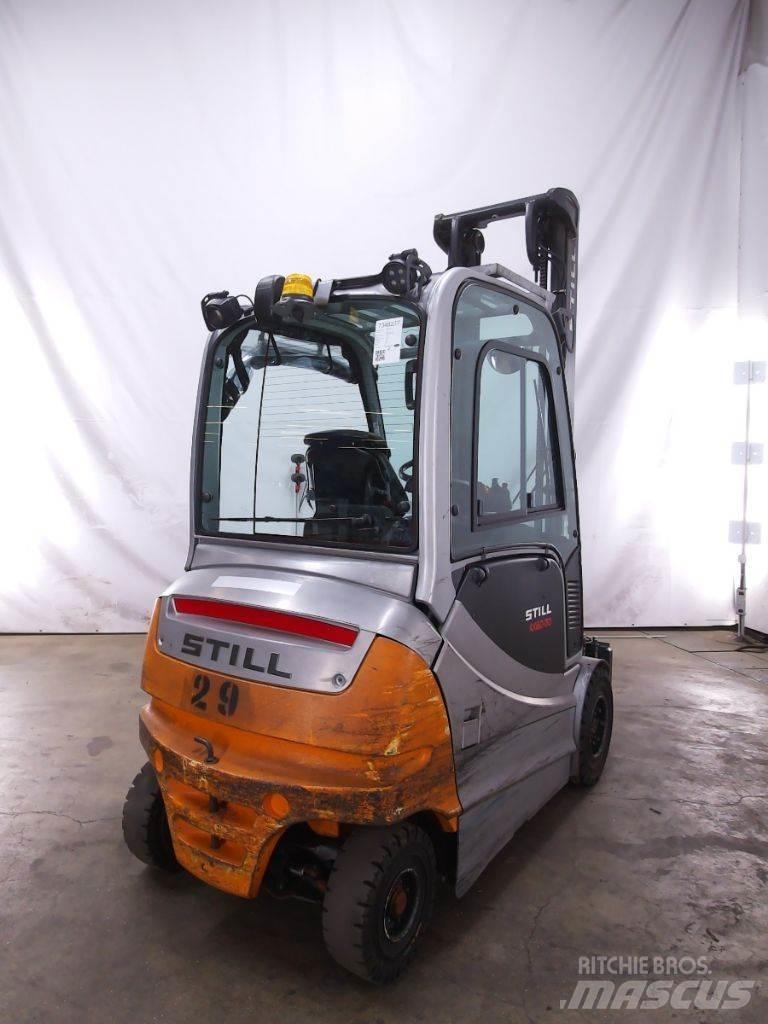 Still RX60-30L شاحنات ذات رافعات شوكية تعمل بالكهرباء