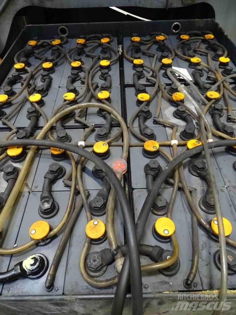 Still RX60-30L شاحنات ذات رافعات شوكية تعمل بالكهرباء