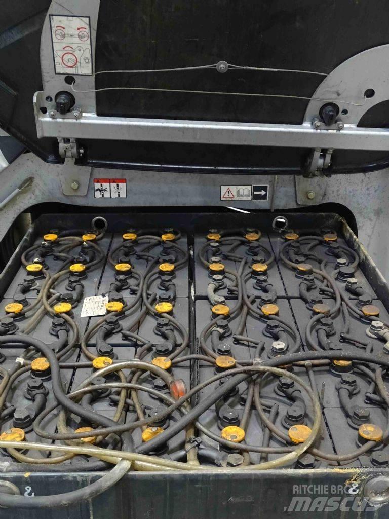 Still RX60-30L شاحنات ذات رافعات شوكية تعمل بالكهرباء