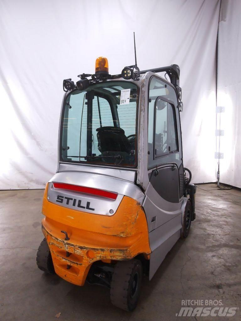 Still RX60-30L شاحنات ذات رافعات شوكية تعمل بالكهرباء