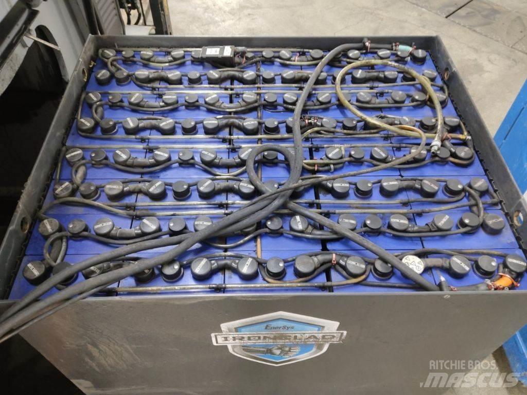 Still RX60-30L شاحنات ذات رافعات شوكية تعمل بالكهرباء