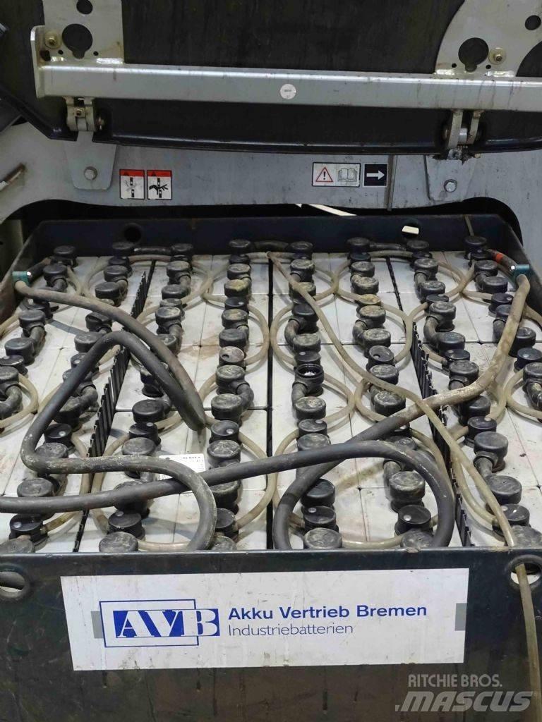 Still RX60-30L شاحنات ذات رافعات شوكية تعمل بالكهرباء