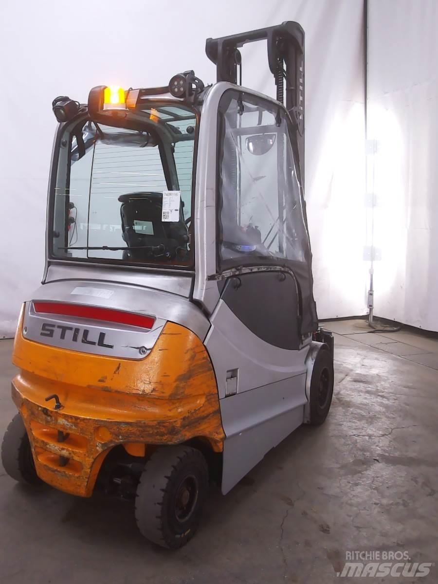 Still RX60-30L شاحنات ذات رافعات شوكية تعمل بالكهرباء