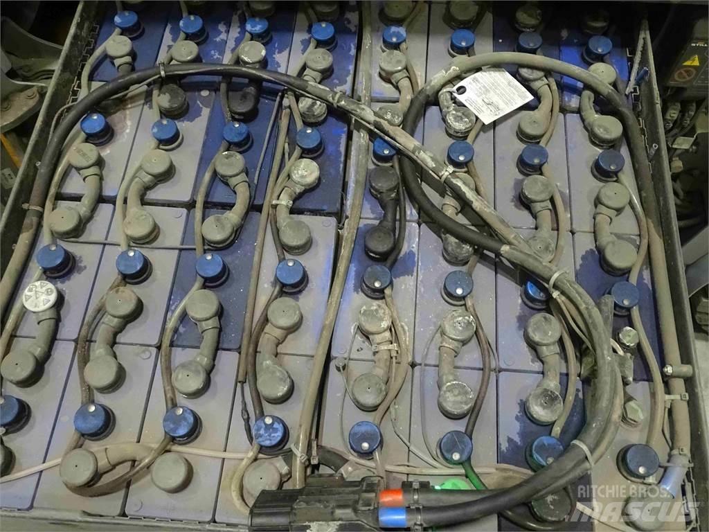 Still RX60-30L شاحنات ذات رافعات شوكية تعمل بالكهرباء