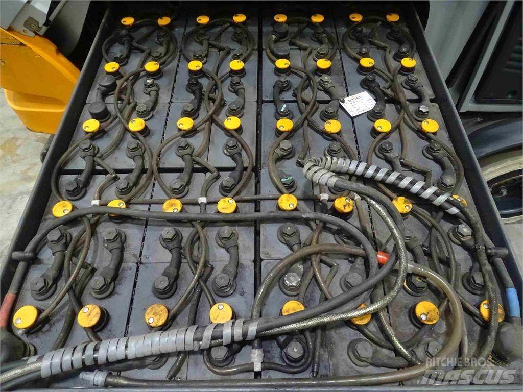 Still RX60-30L شاحنات ذات رافعات شوكية تعمل بالكهرباء