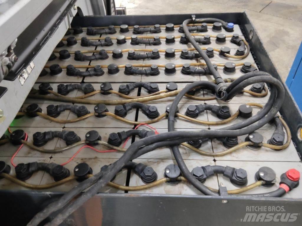 Still RX60-35 شاحنات ذات رافعات شوكية تعمل بالكهرباء