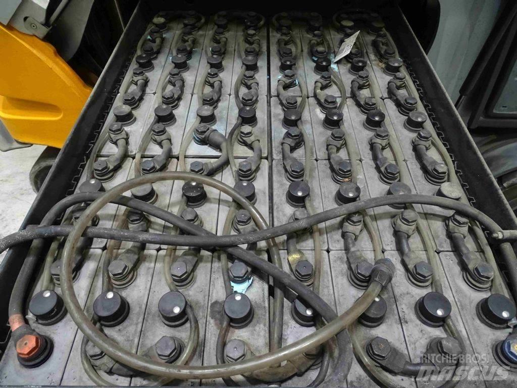 Still RX60-35 شاحنات ذات رافعات شوكية تعمل بالكهرباء