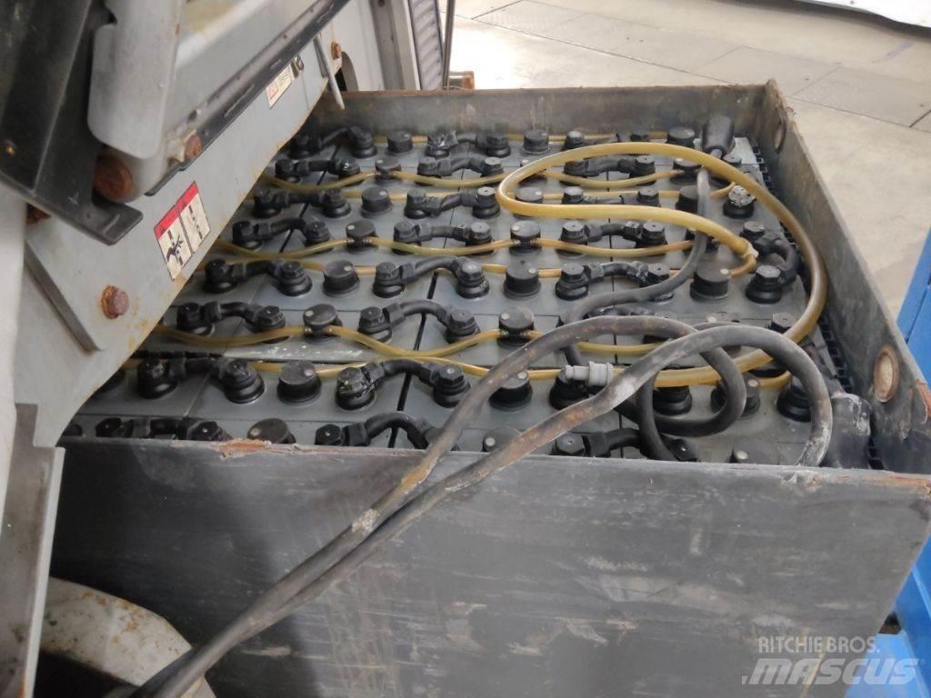 Still RX60-35 شاحنات ذات رافعات شوكية تعمل بالكهرباء