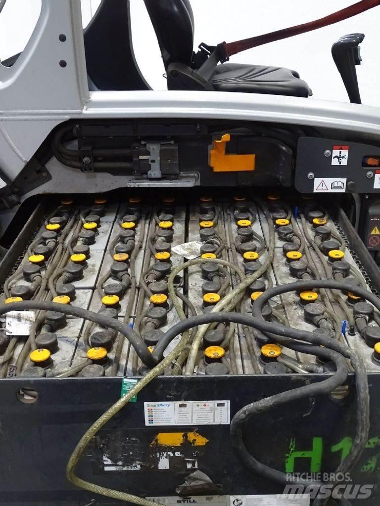 Still RX60-35 شاحنات ذات رافعات شوكية تعمل بالكهرباء