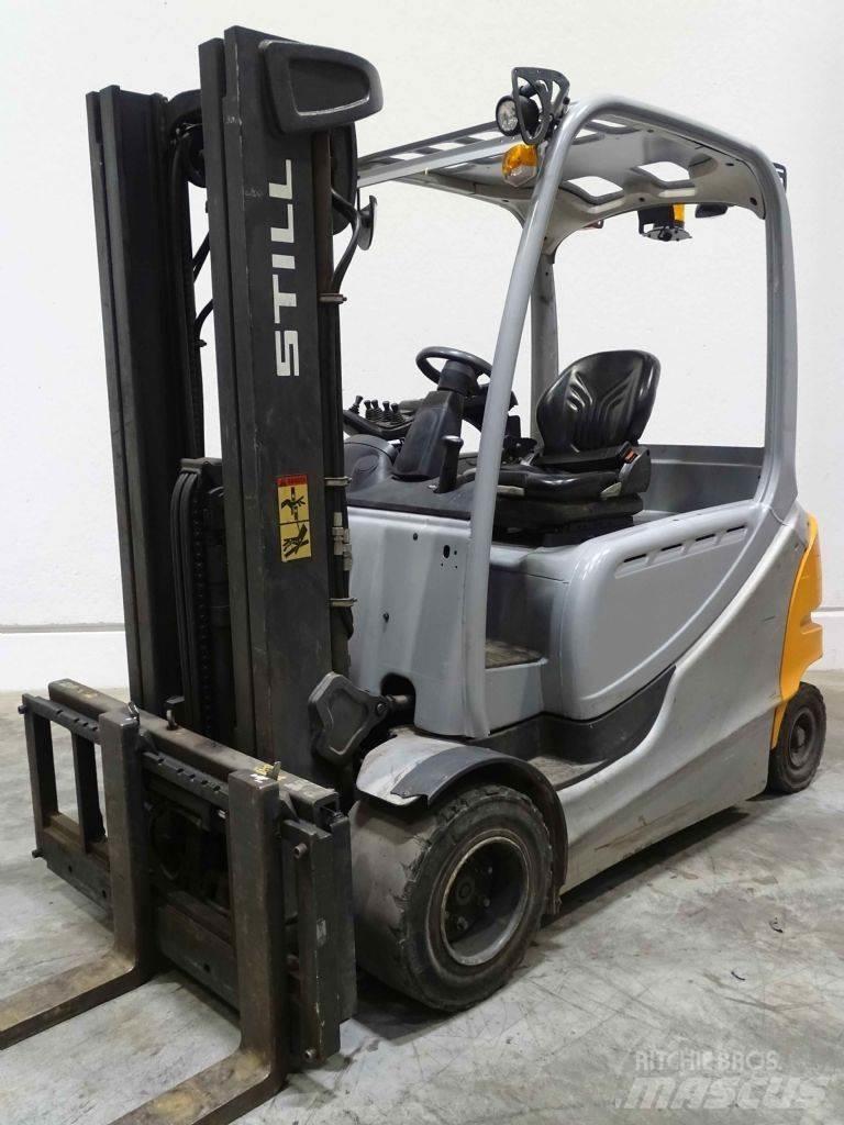 Still RX60-35 شاحنات ذات رافعات شوكية تعمل بالكهرباء