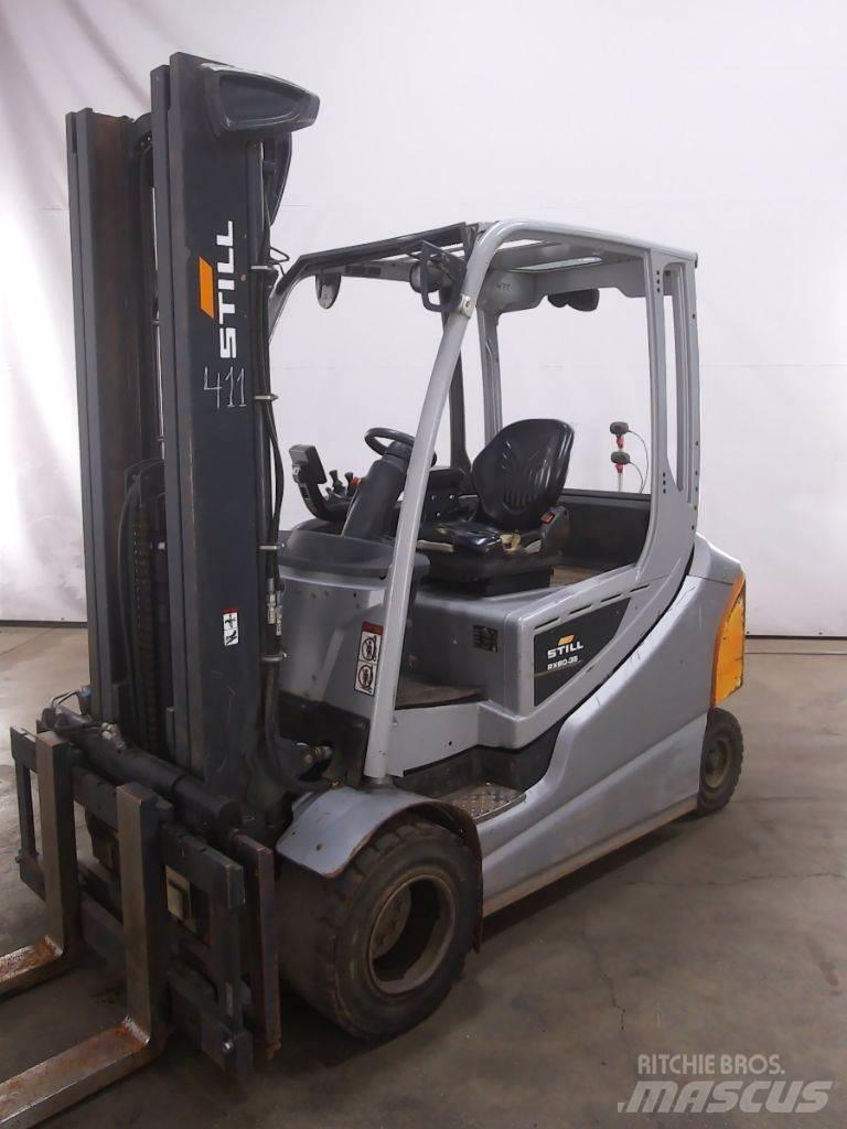 Still RX60-35 شاحنات ذات رافعات شوكية تعمل بالكهرباء