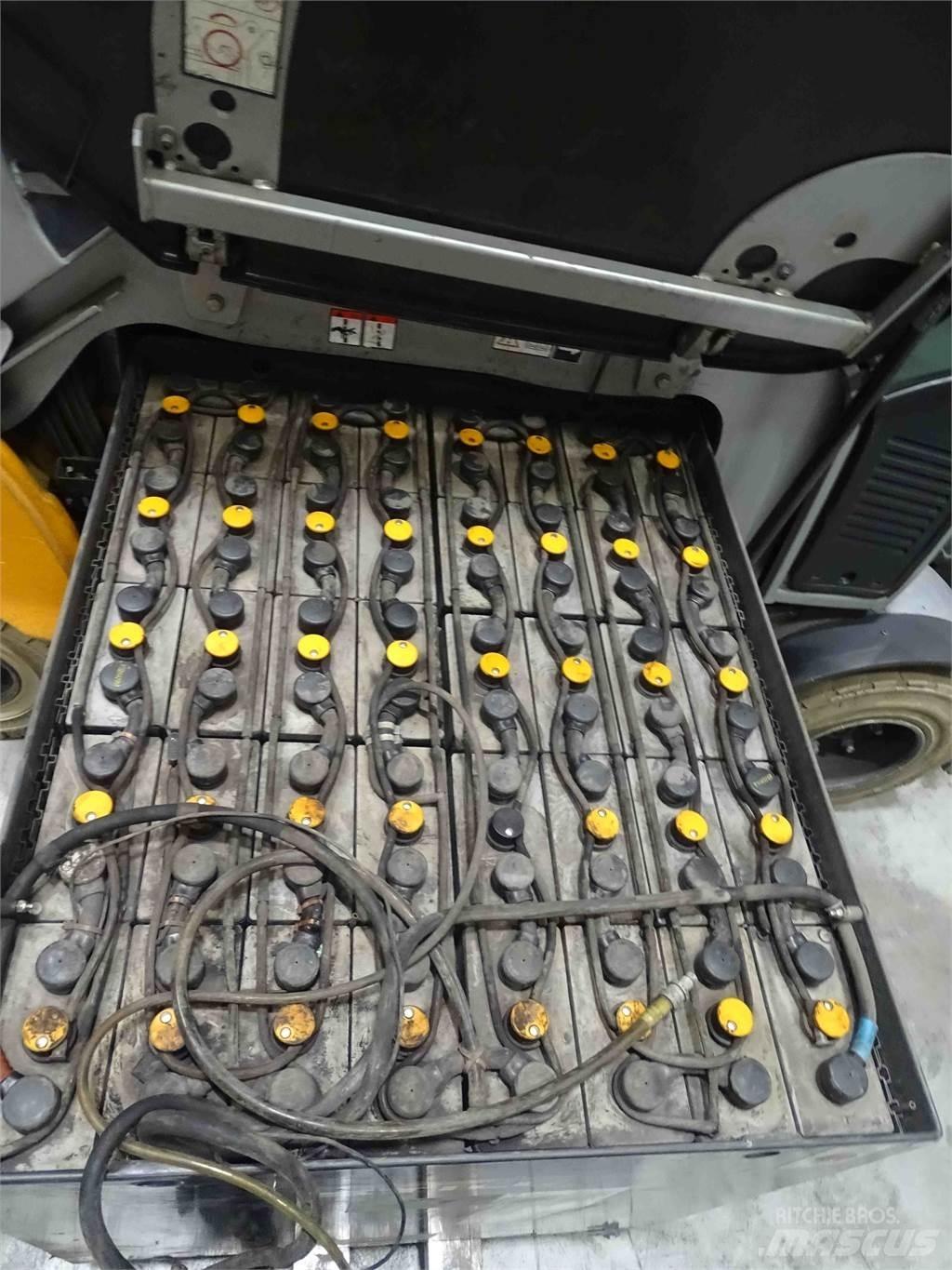 Still RX60-35 شاحنات ذات رافعات شوكية تعمل بالكهرباء