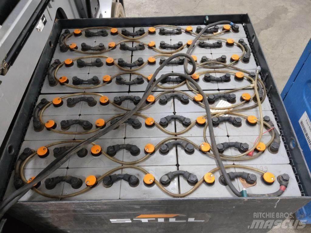 Still RX60-40 شاحنات ذات رافعات شوكية تعمل بالكهرباء