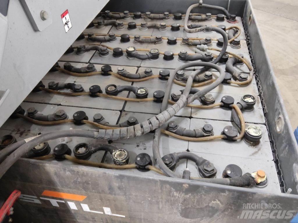 Still RX60-45 شاحنات ذات رافعات شوكية تعمل بالكهرباء