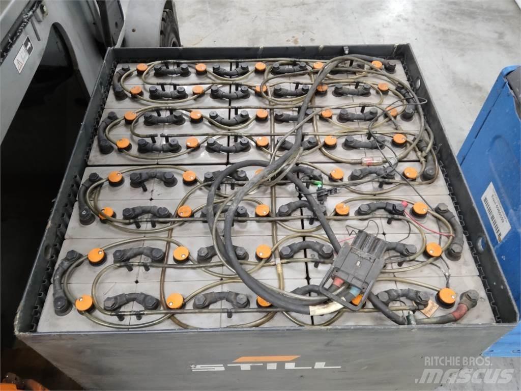 Still RX60-50 شاحنات ذات رافعات شوكية تعمل بالكهرباء
