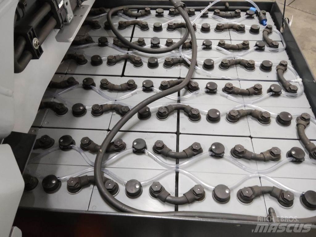 Still RX60-50/600 شاحنات ذات رافعات شوكية تعمل بالكهرباء