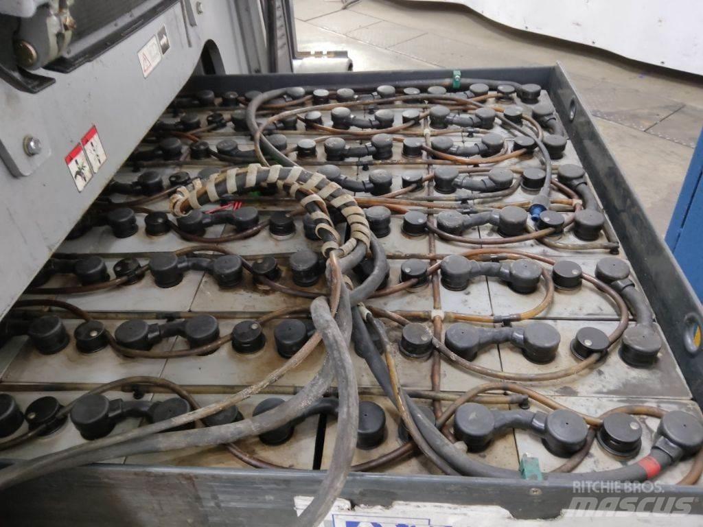 Still RX60-50/600 شاحنات ذات رافعات شوكية تعمل بالكهرباء