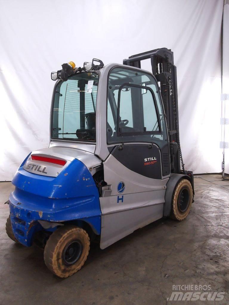 Still RX60-50/600 شاحنات ذات رافعات شوكية تعمل بالكهرباء