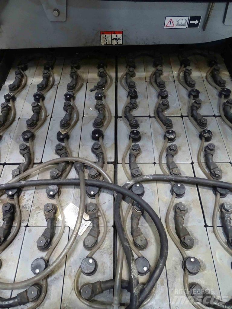 Still RX60-50/600 شاحنات ذات رافعات شوكية تعمل بالكهرباء