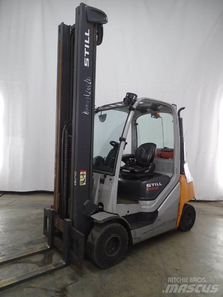 Still RX70-25T شاحنات LPG