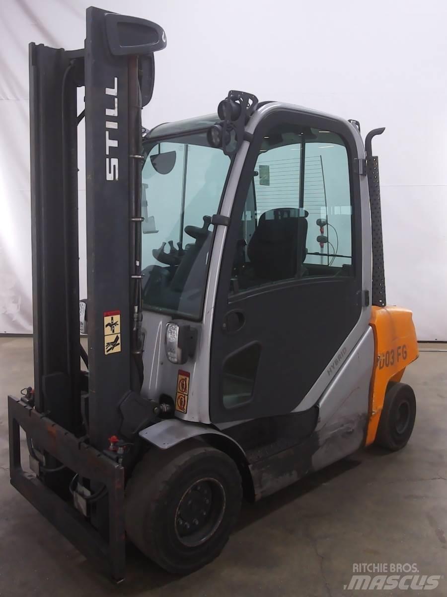 Still RX70-35 شاحنات الديزل