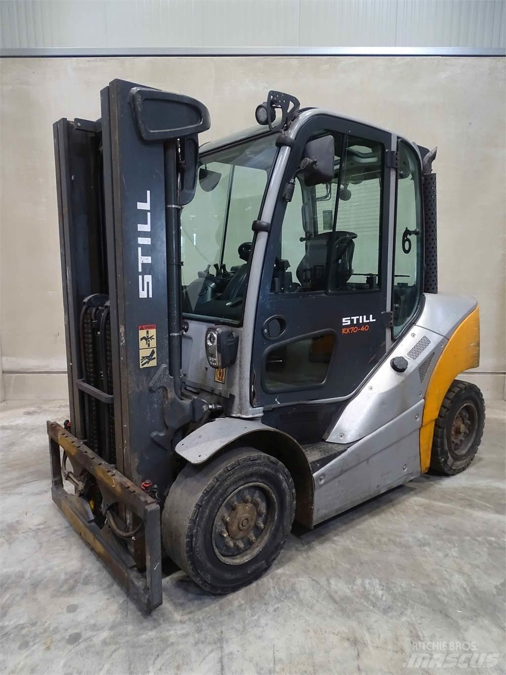 Still RX70-40 شاحنات الديزل