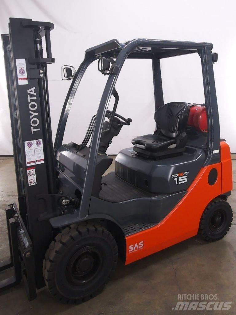 Toyota 02-8FGF15 شاحنات LPG