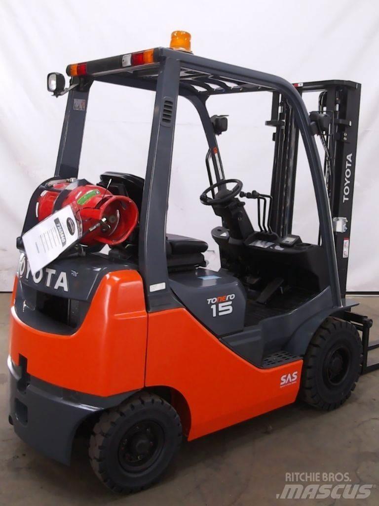 Toyota 02-8FGF15 شاحنات LPG