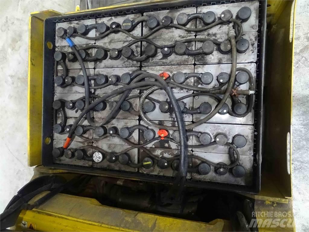 Yale ERP20ATF شاحنات ذات رافعات شوكية تعمل بالكهرباء