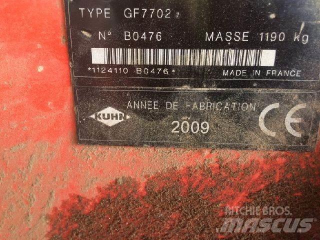 Kuhn GF 7702 مكابس وميبسات التبن