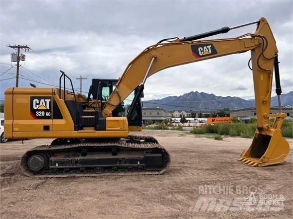 CAT 320GC حفارات زحافة