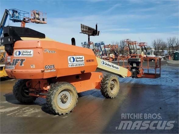 JLG 600S رافعات سلة تلسكوبية