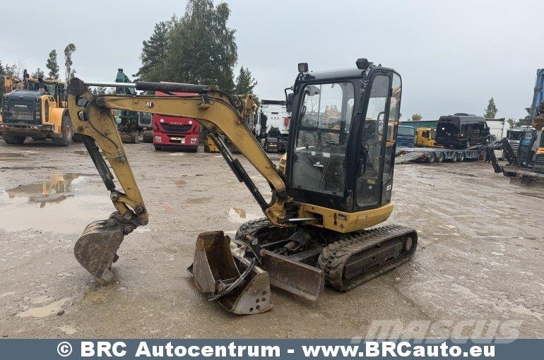 CAT 302.7DCR حفارات صغيرة أقل من 7 طن (حفارات صغيرة)