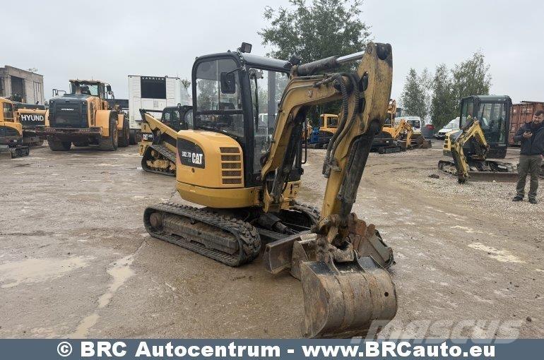 CAT 302.7DCR حفارات صغيرة أقل من 7 طن (حفارات صغيرة)