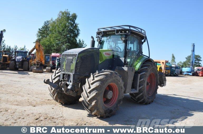 CLAAS Axion 870 الجرارات