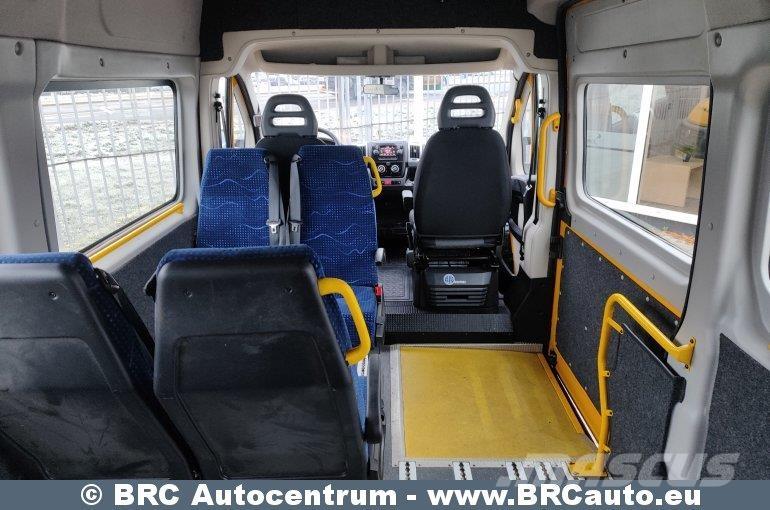 Fiat Ducato حافلة صغيرة