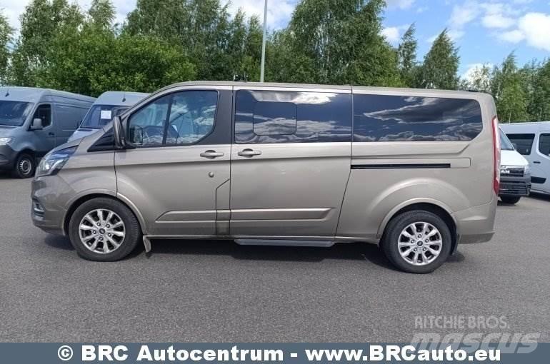 Ford Tourneo Custom حافلة صغيرة