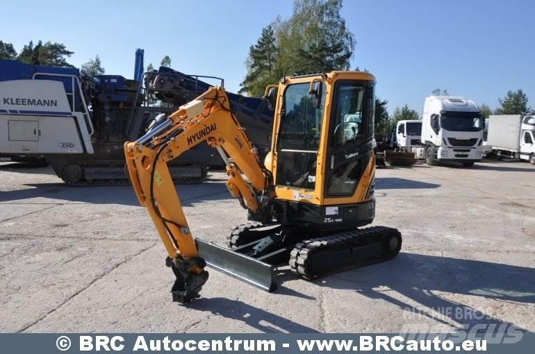 Hyundai R25Z-9AK حفارات صغيرة أقل من 7 طن (حفارات صغيرة)