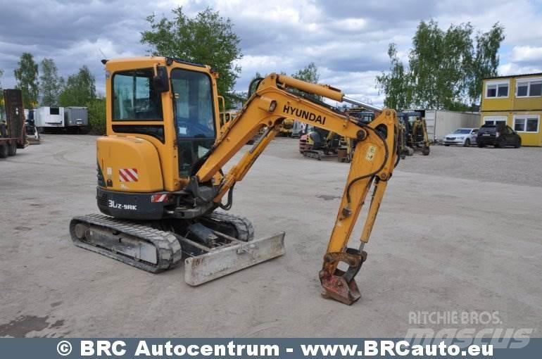 Hyundai R30Z-9AK حفارات صغيرة أقل من 7 طن (حفارات صغيرة)