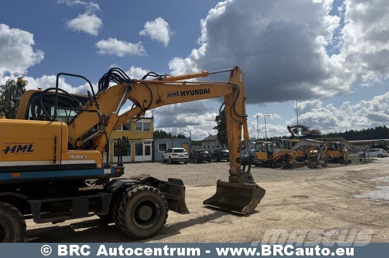 Hyundai Robex حفارات بعجل