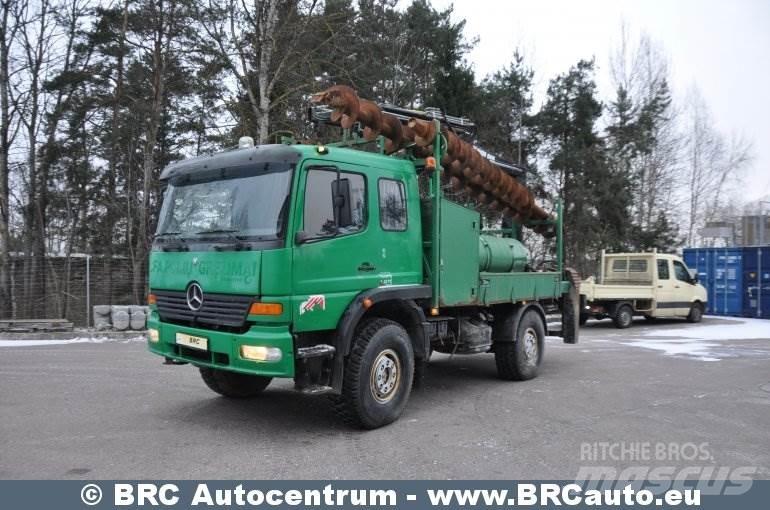 Mercedes-Benz Atego شاحنات الرافعات