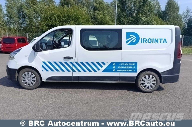 Renault Trafic حافلة صغيرة