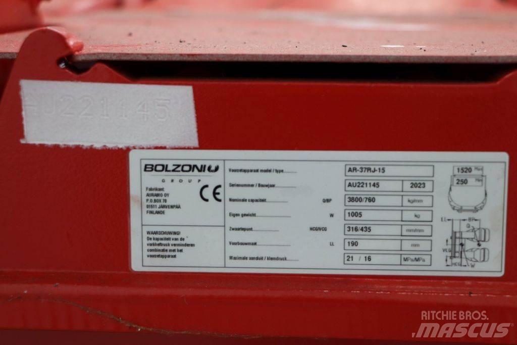Bolzoni AR-37RJ-15 أخرى
