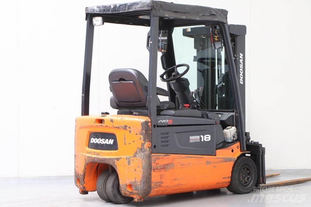 Doosan B18T-5 شاحنات ذات رافعات شوكية تعمل بالكهرباء