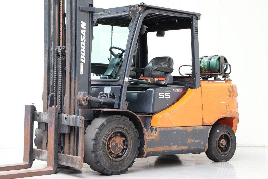 Doosan G55SC-5 شاحنات LPG
